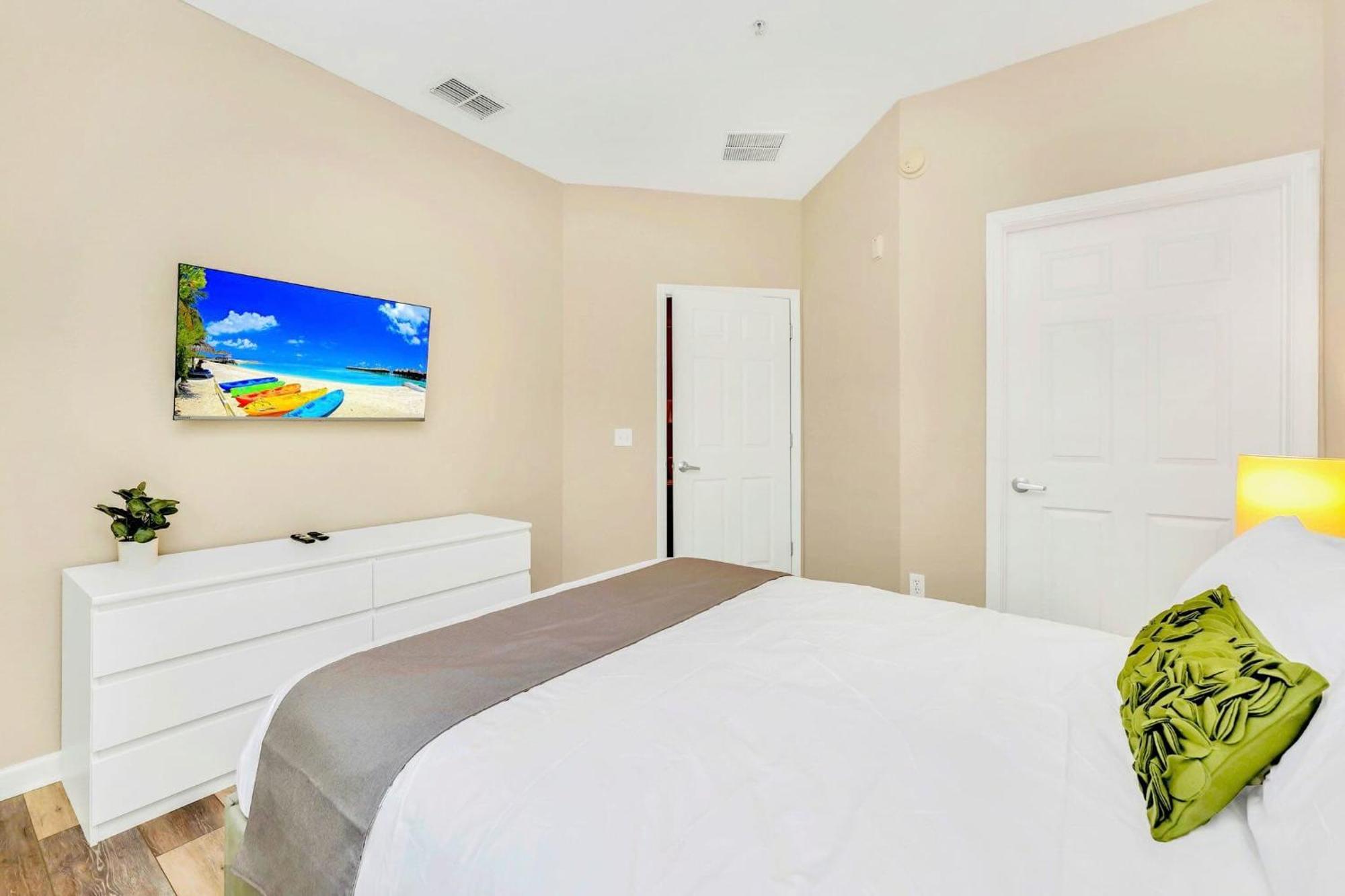 Near Disney - 3Br Condo - Pool Hot Tub And Games Orlando Bagian luar foto